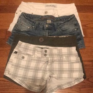 Shortie shorts size 3
